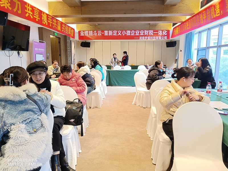 43f9788e28d1779cda69c90e03c7db0