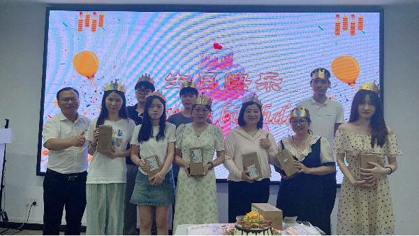 夢蝶生日會 | 青春六月，快樂一夏